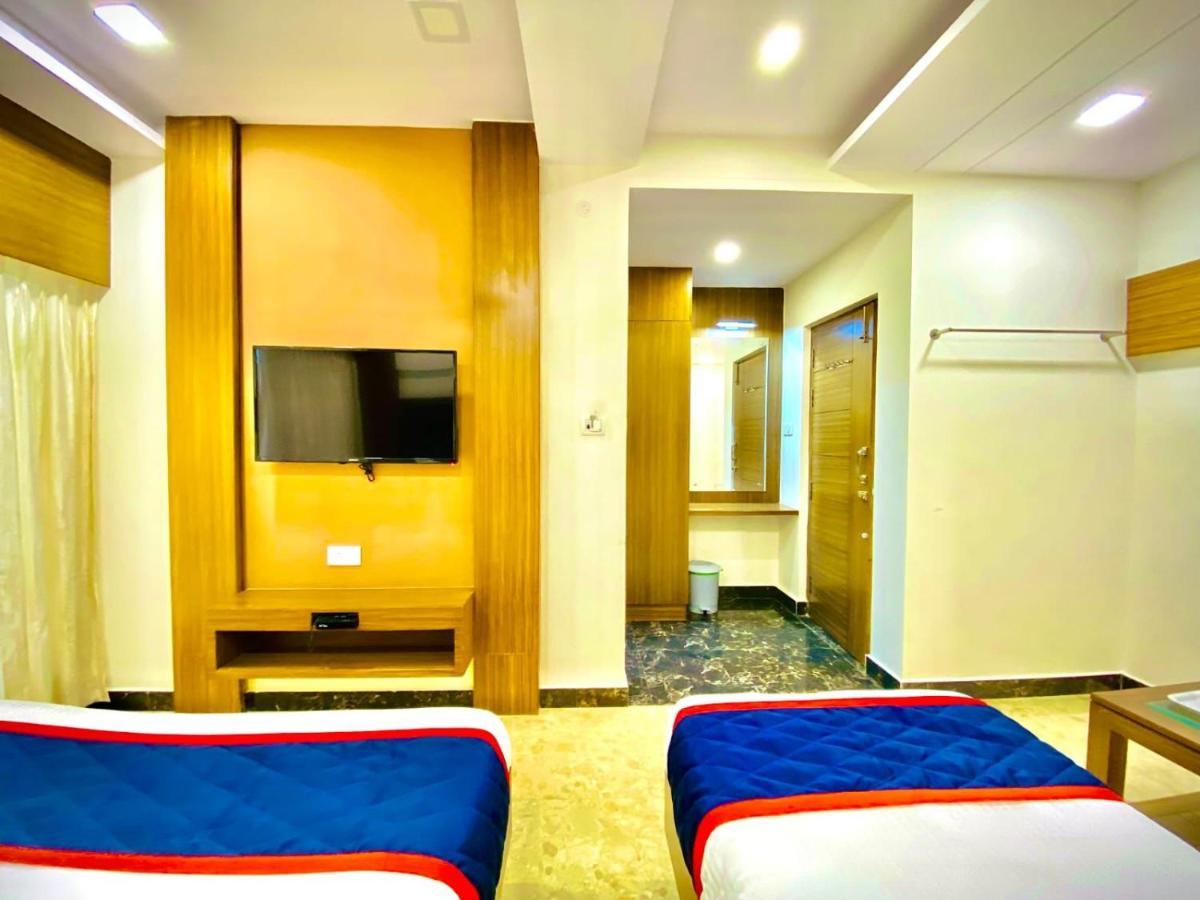 Sheraton Grande Hotel Chennai Exterior foto