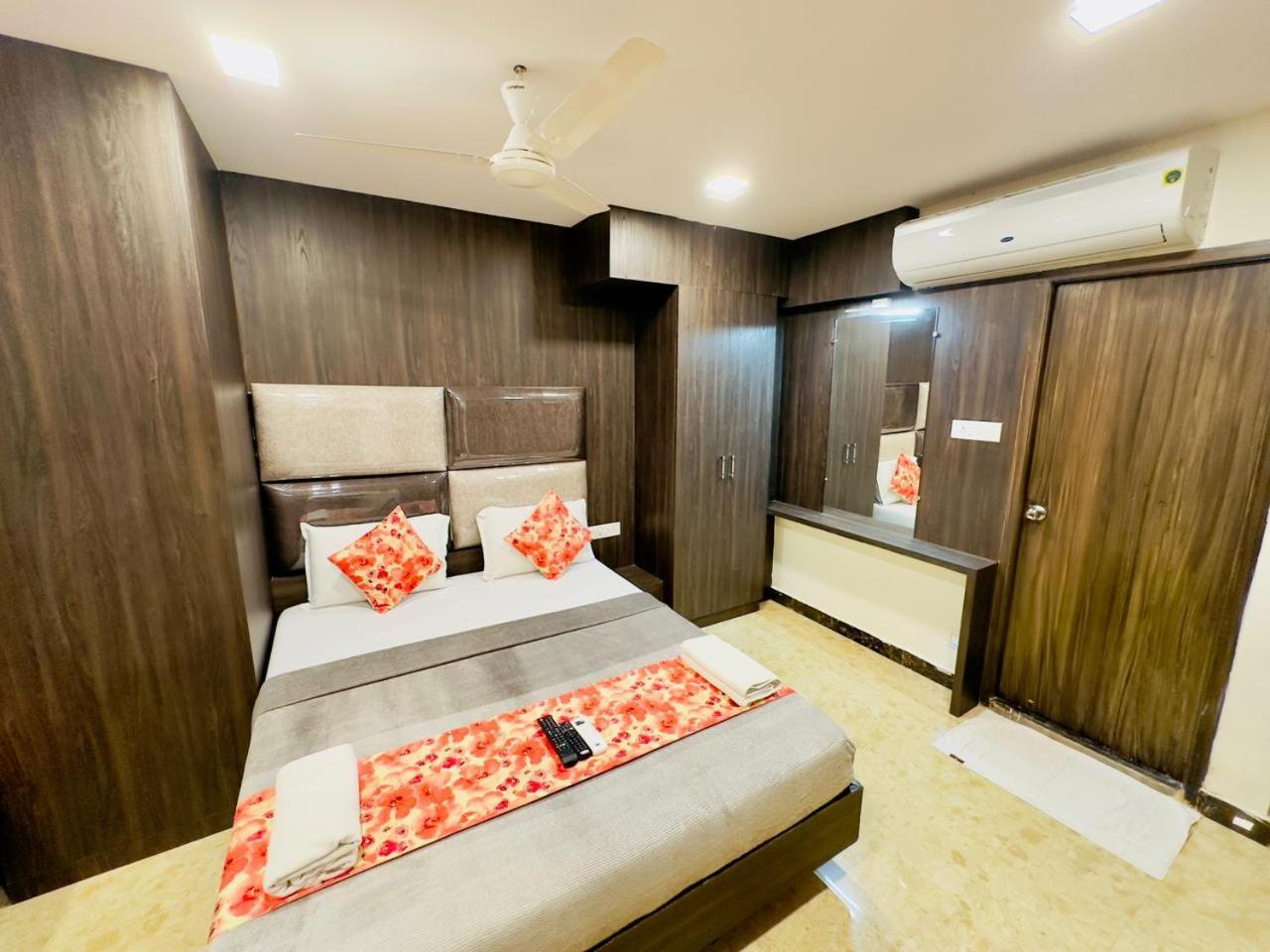 Sheraton Grande Hotel Chennai Exterior foto