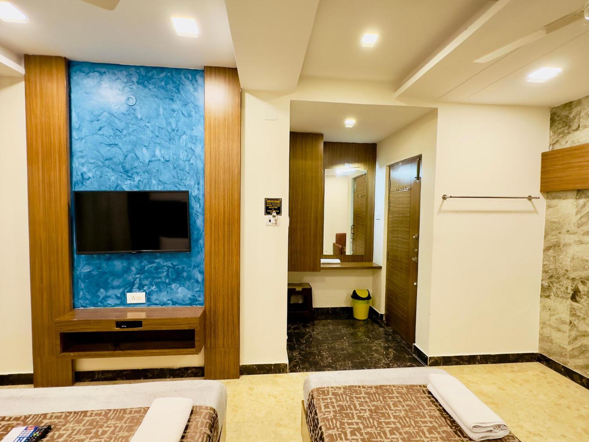 Sheraton Grande Hotel Chennai Exterior foto